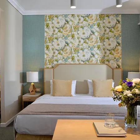 Airotel Stratos Vassilikos Hotel 4*